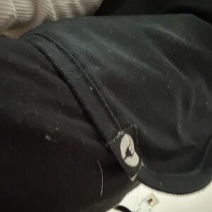 Reversible Black Apron with 3 Pockets each side per item